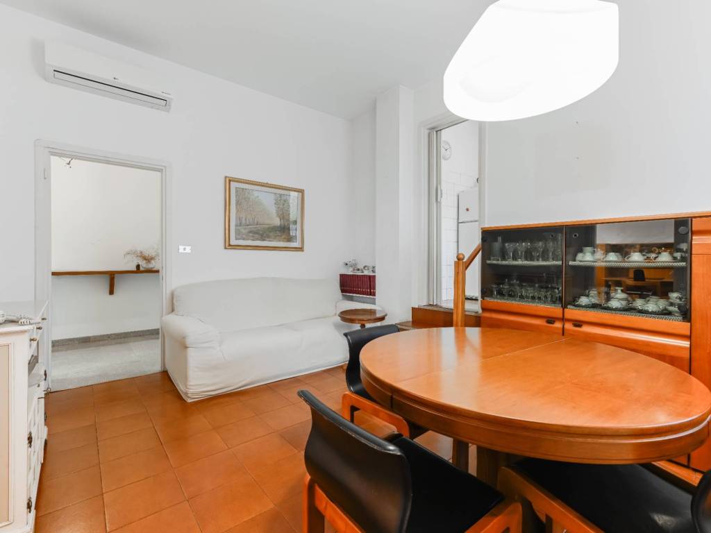 appartamento in vendita a Milano in zona Centro Direzionale