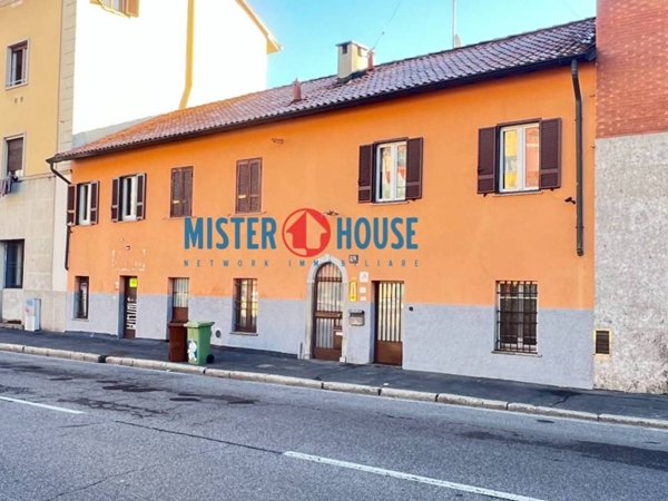 appartamento in vendita a Milano in zona Chiesa Rossa