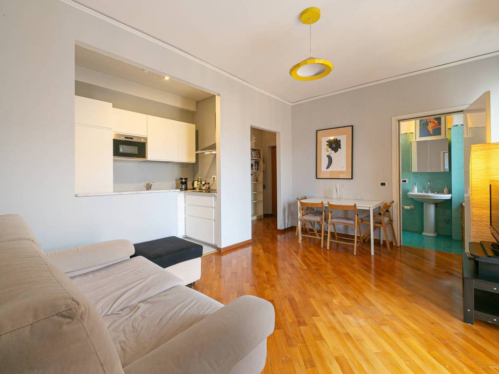 appartamento in vendita a Milano in zona Isola