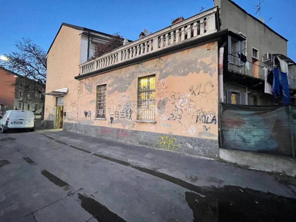 negozio in vendita a Milano in zona Bovisa