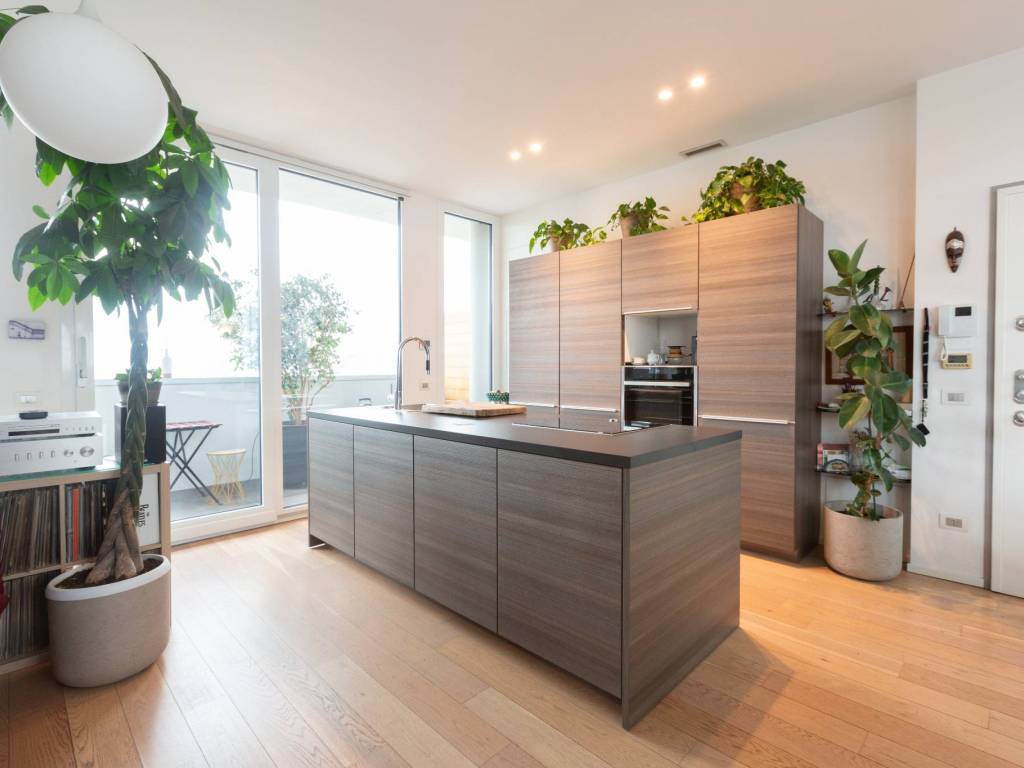 appartamento in vendita a Milano in zona Piazzale Lodi