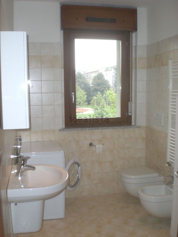 appartamento in vendita a Milano in zona Vigentino