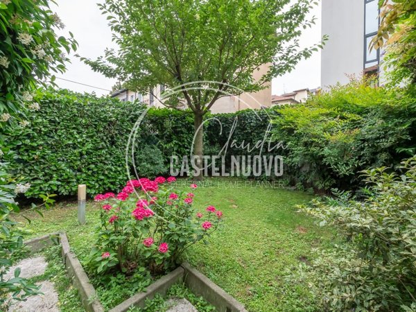 appartamento in vendita a Milano in zona Maggiolina