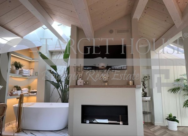 casa indipendente in vendita a Milano