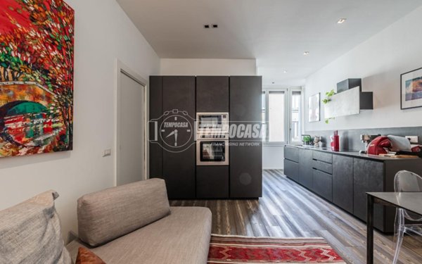 appartamento in vendita a Milano in zona Vigentino