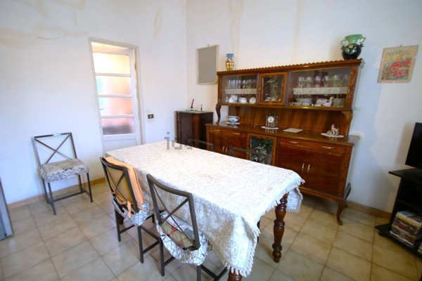 casa indipendente in vendita a Milano in zona Ponte Lambro