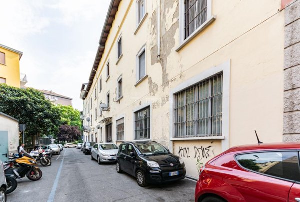 appartamento in vendita a Milano in zona Dergano