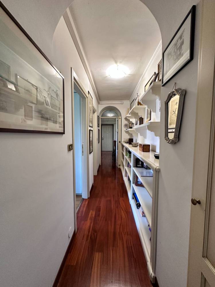 appartamento in vendita a Milano in zona Porta Vittoria