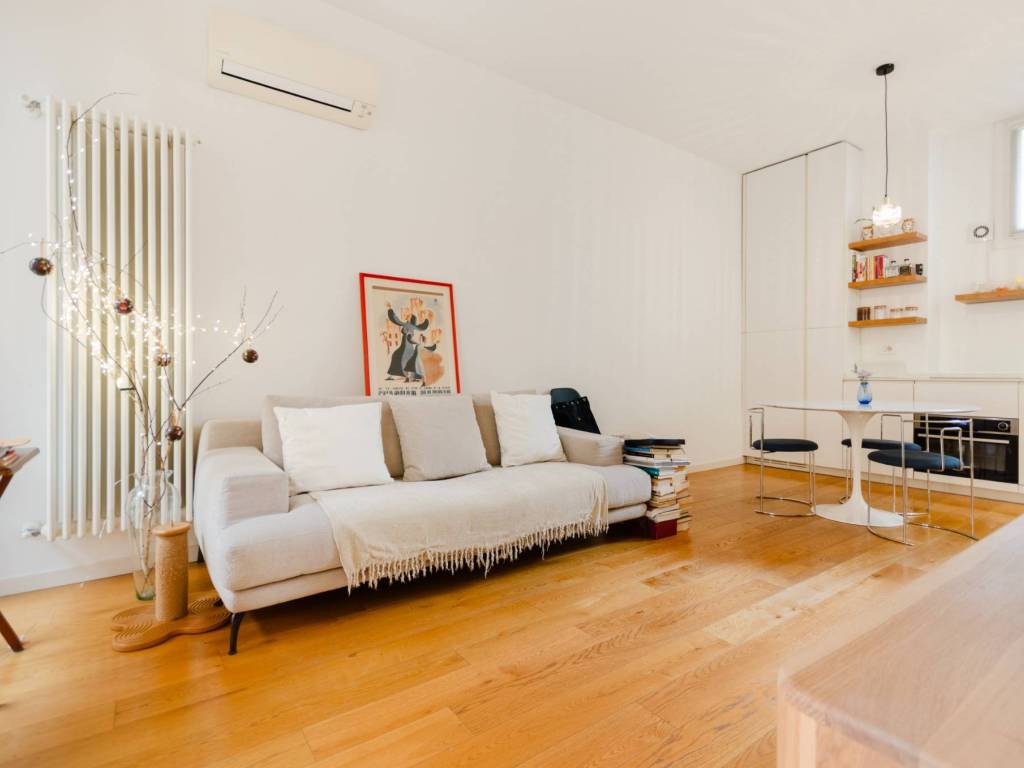 appartamento in vendita a Milano in zona Centro Direzionale