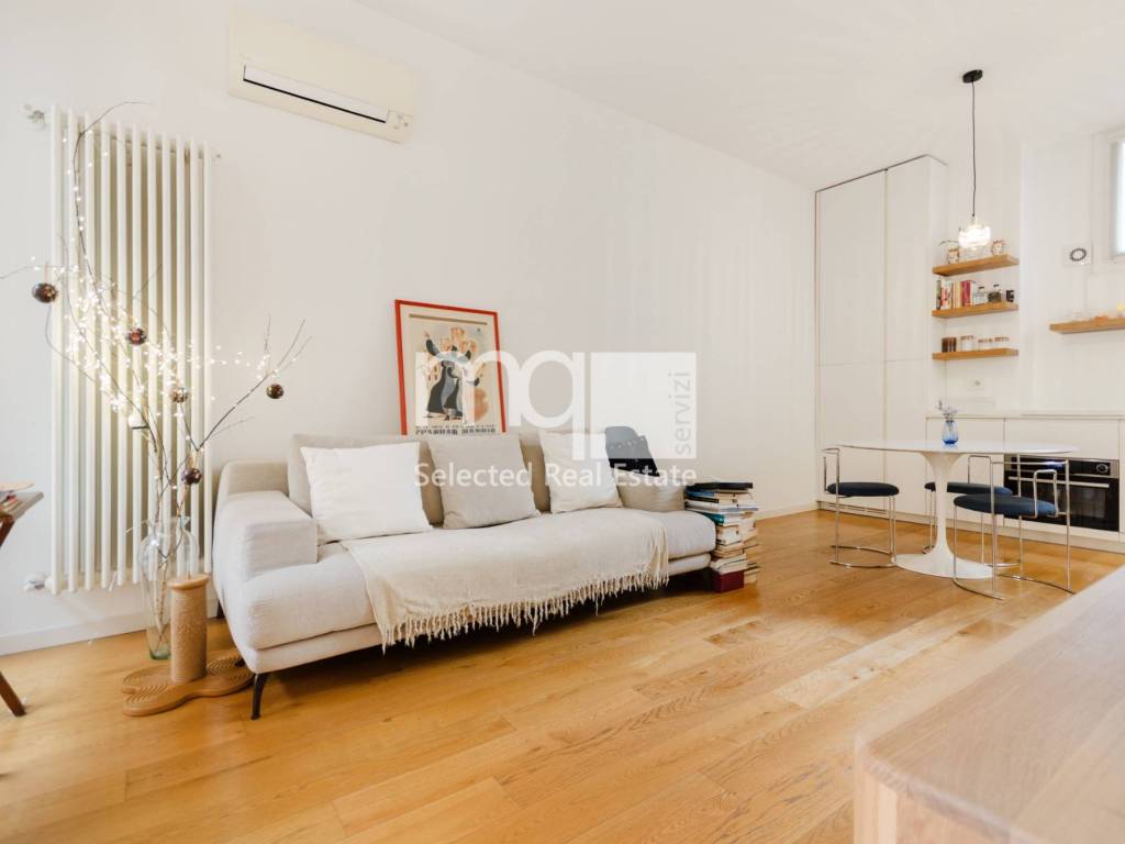 appartamento in vendita a Milano in zona Centro Direzionale