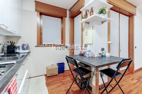 appartamento in vendita a Milano in zona Calvairate