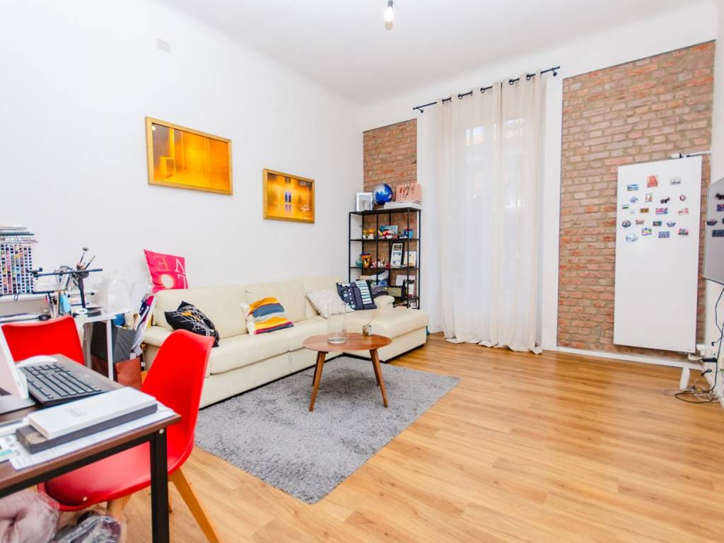 appartamento in vendita a Milano in zona Città Studi