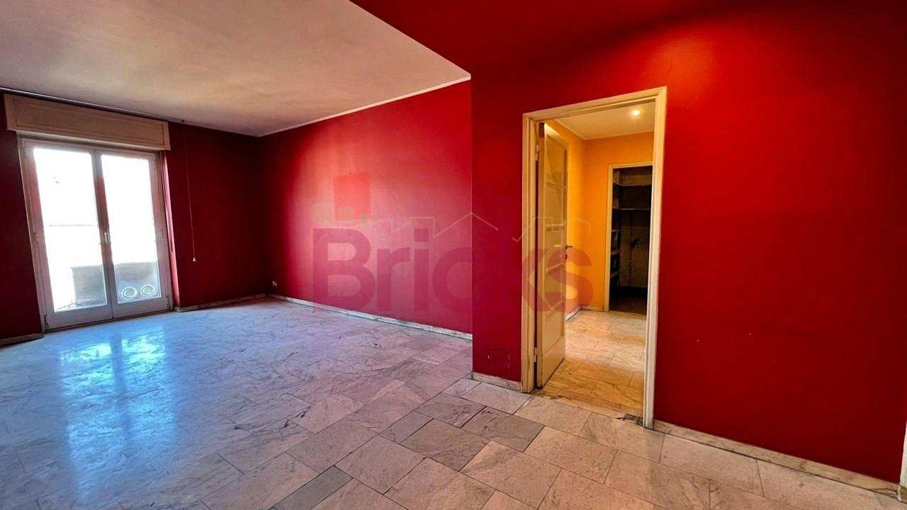 appartamento in vendita a Milano in zona Porta Monforte