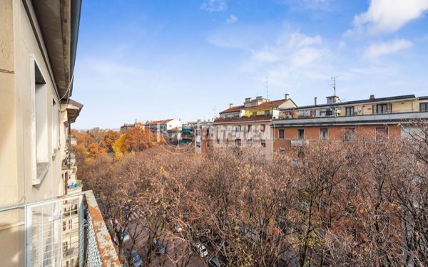 appartamento in vendita a Milano in zona Città Studi