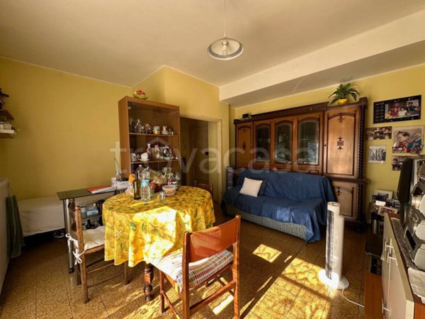 appartamento in vendita a Milano in zona Corvetto