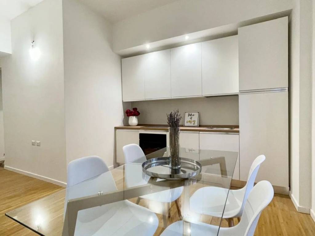 appartamento in vendita a Milano in zona Famagosta