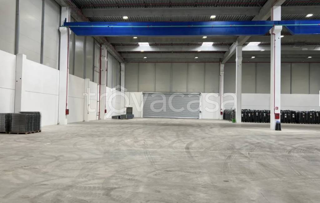 capannone in vendita a Milano in zona Musocco