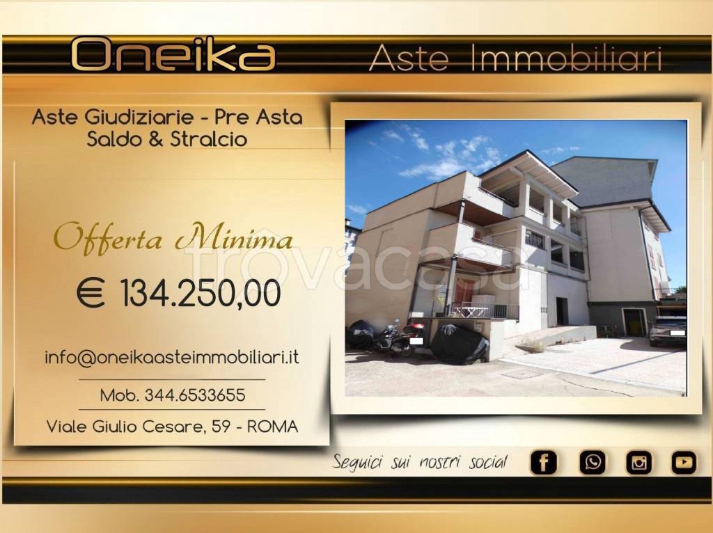 appartamento in vendita a Milano in zona Segnano