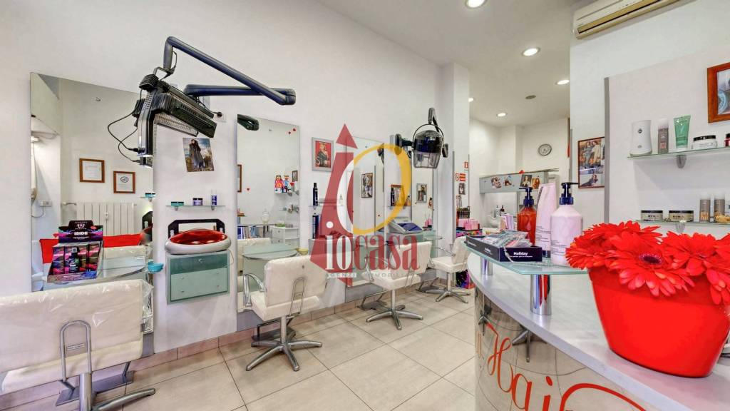 appartamento in vendita a Milano in zona Corvetto