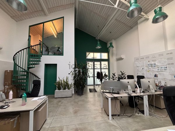 appartamento in vendita a Milano in zona Casoretto