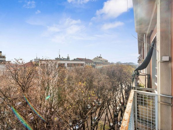 appartamento in vendita a Milano in zona Città Studi
