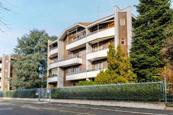 appartamento in vendita a Milano in zona San Siro
