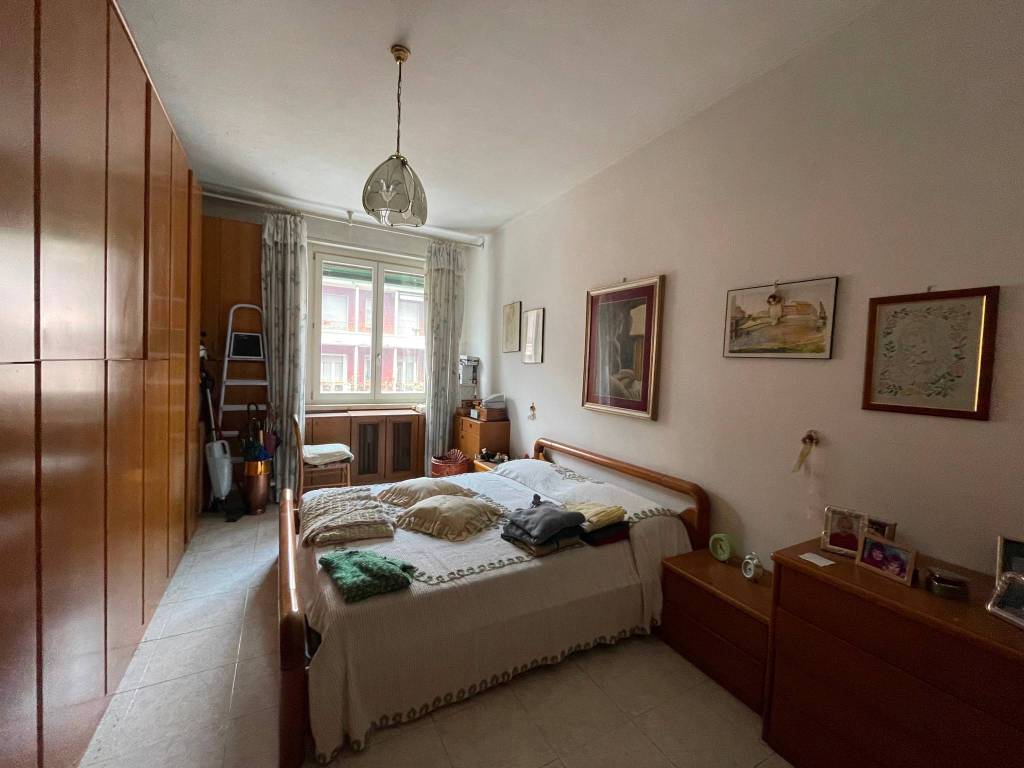 appartamento in vendita a Milano in zona Famagosta