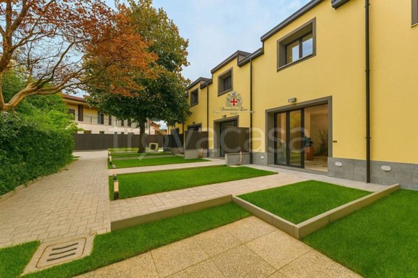 appartamento in vendita a Milano in zona Crescenzago