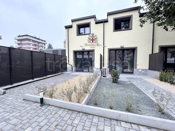 appartamento in vendita a Milano in zona Crescenzago