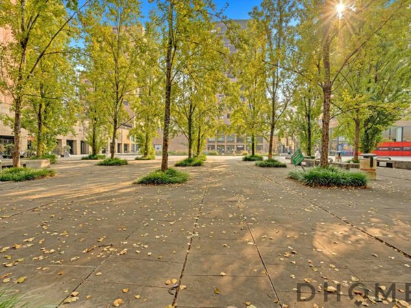 negozio in vendita a Milano in zona Bicocca