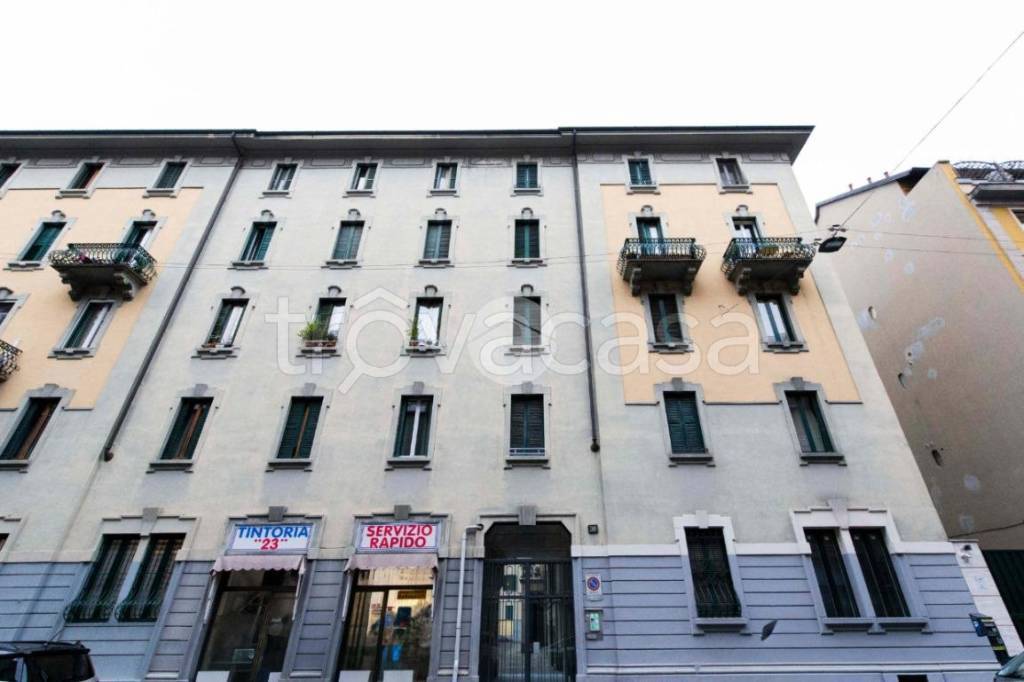 appartamento in vendita a Milano in zona Ghisolfa