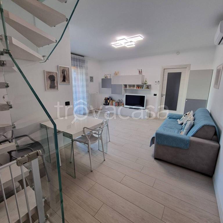 appartamento in vendita a Milano in zona Bruzzano