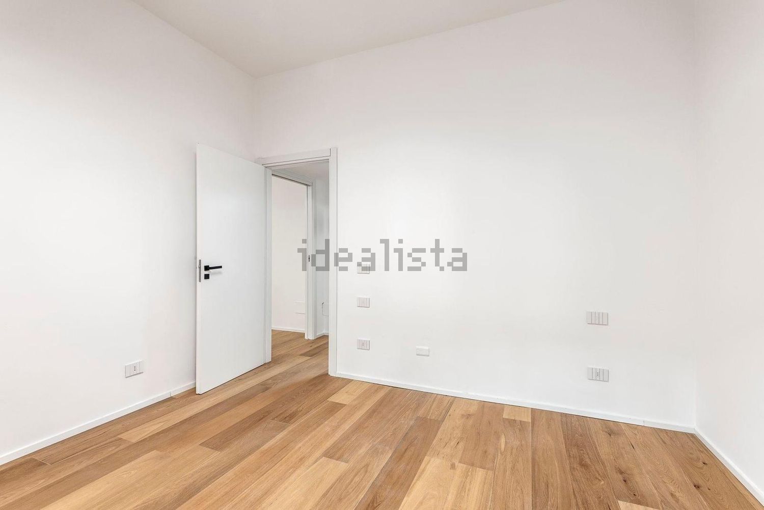 appartamento in vendita a Milano in zona Cinque Giornate