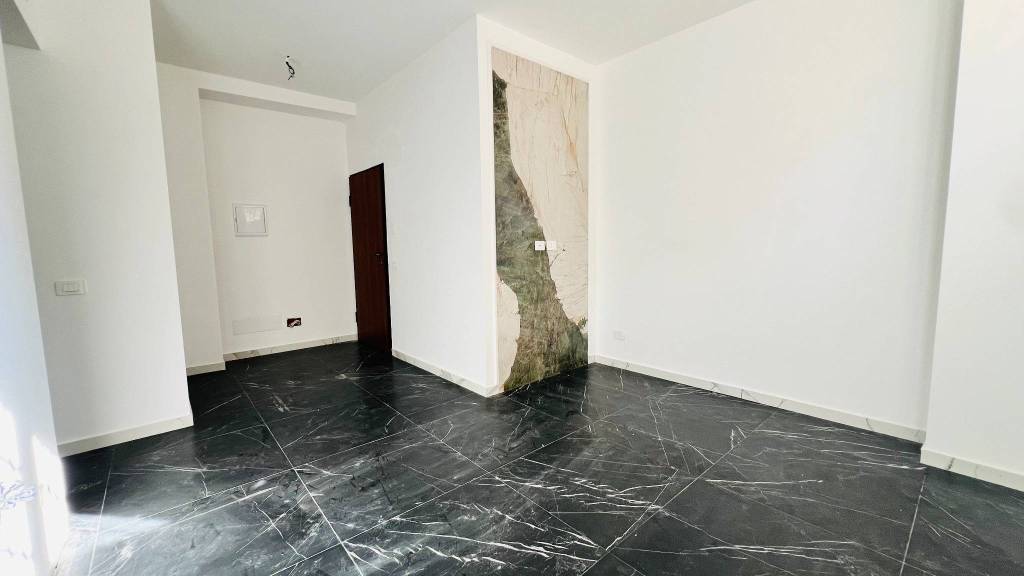 appartamento in vendita a Milano in zona Rottole