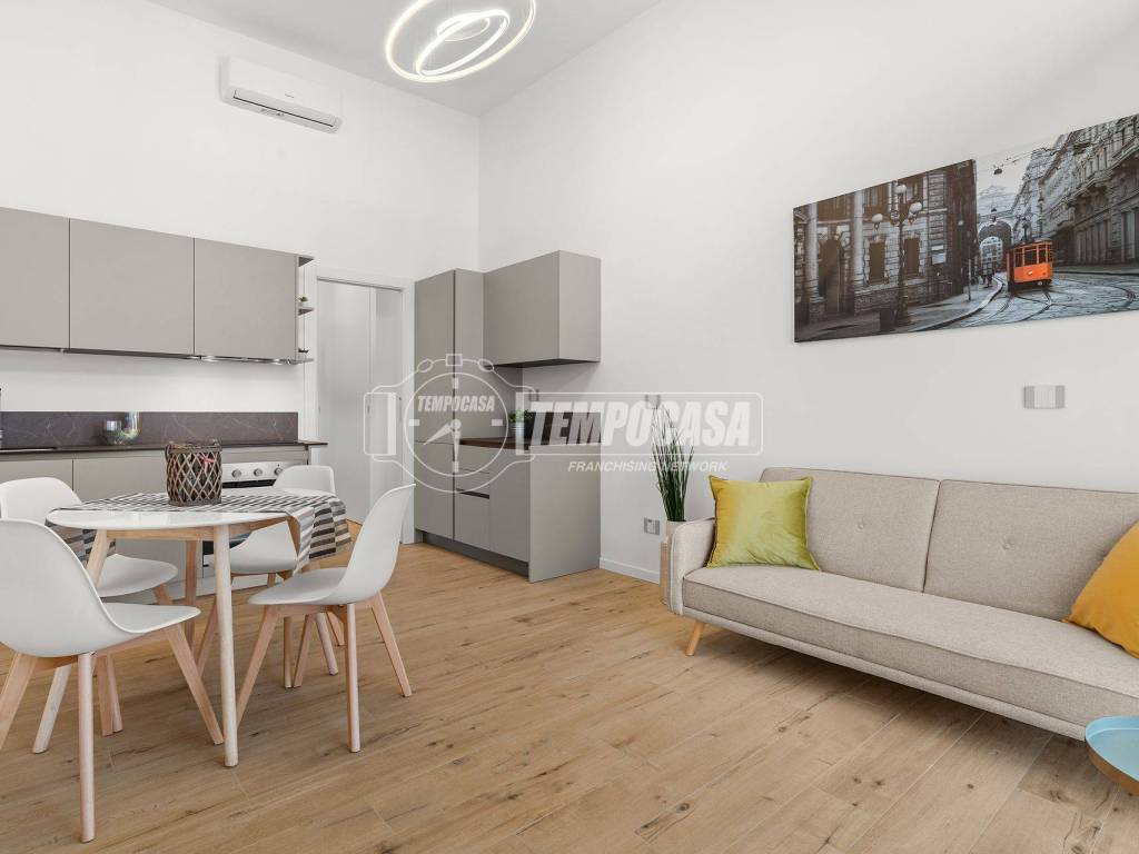 appartamento in vendita a Milano in zona Rottole