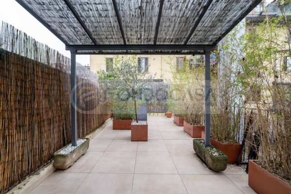 appartamento in vendita a Milano in zona Adriano