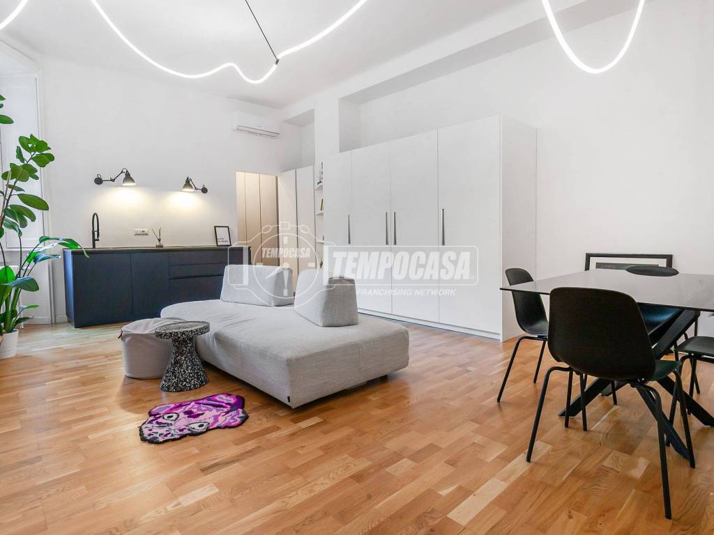 appartamento in vendita a Milano in zona Isola
