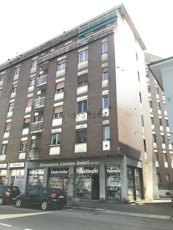 appartamento in vendita a Milano in zona Crescenzago