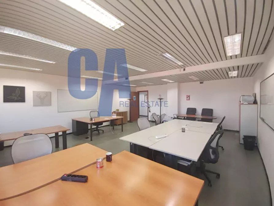 ufficio in vendita a Milano in zona Centro Direzionale
