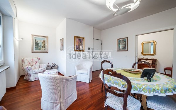 appartamento in vendita a Milano in zona Feltre