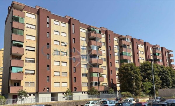 appartamento in vendita a Milano in zona Gallaratese