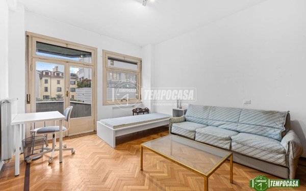 appartamento in vendita a Milano in zona Porta Nuova