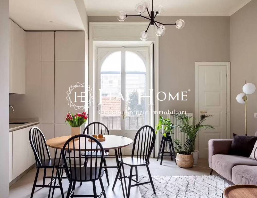 appartamento in vendita a Milano in zona Porta Genova