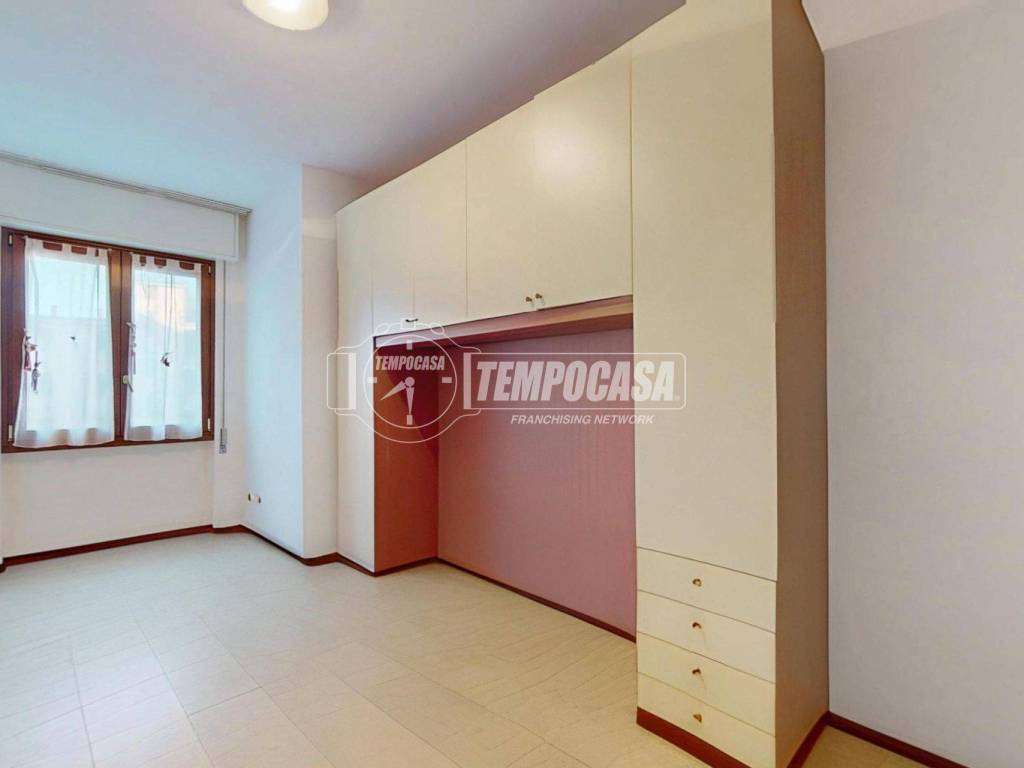 appartamento in vendita a Milano in zona Ghisolfa