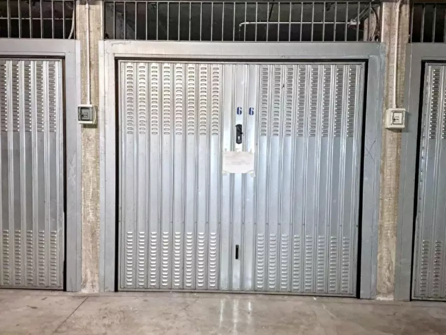 mansarda in vendita a Milano in zona Sant'Ambrogio