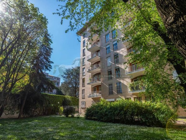 appartamento in vendita a Milano in zona Maggiolina