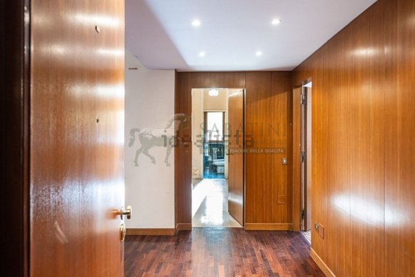 appartamento in vendita a Milano in zona Maggiolina