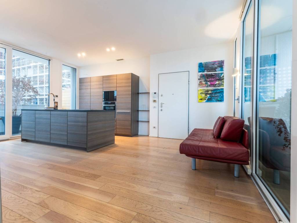 appartamento in vendita a Milano in zona Piazzale Lodi