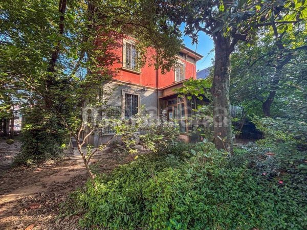 casa indipendente in vendita a Milano in zona Maggiolina