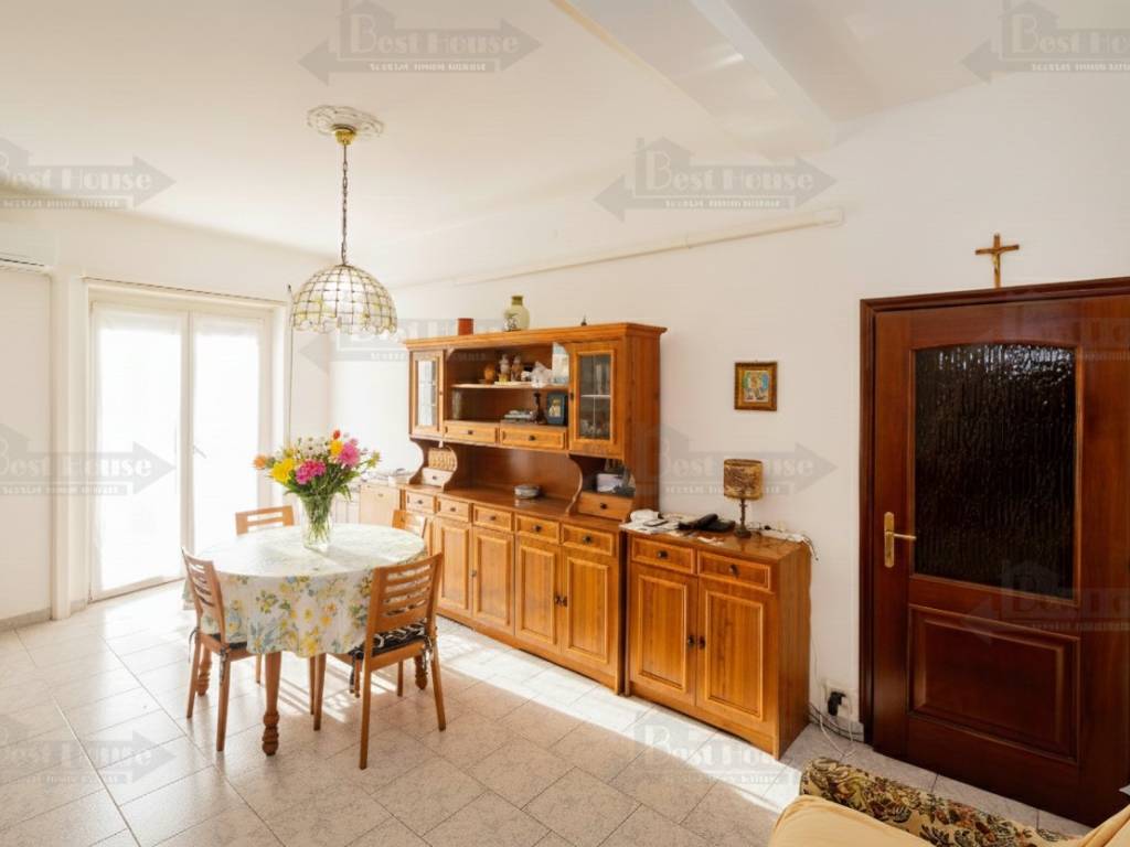 appartamento in vendita a Milano in zona Città Studi